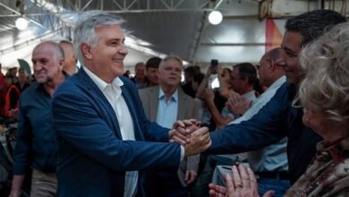 Gobernador Martín Llaryora en la Sociedad Rural de Villa María durante la celebración del 70° aniversario de los consorcios camineros