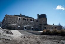 Hotel El Cóndor restaurado con energía solar y accesibilidad universal