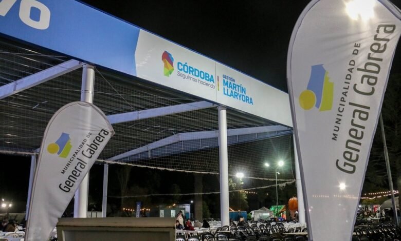 Polideportivo Social recién inaugurado en General Cabrera durante la Fiesta Provincial del Maní