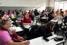 Estudiantes cordobeses inscribiéndose a carreras de educación superior 2027