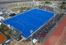 Cancha Soledad García del Polo Deportivo Kempes preparada para el Campeonato Argentino de Hockey 2026