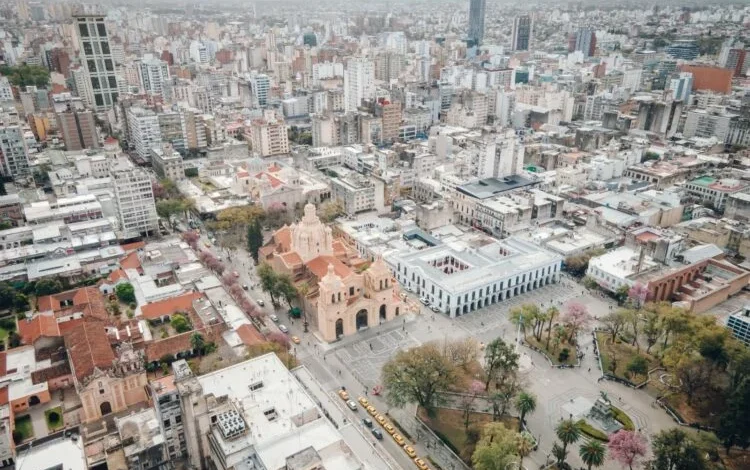 Mapa de estacionamientos para la visita del Papa León XIV en FAdeA Córdoba