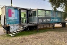 Estudiantes en la Aula Taller Móvil en el interior de Córdoba