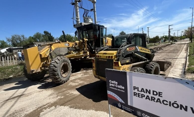 Obra de reacondicionamiento de calle de tierra en Córdoba
