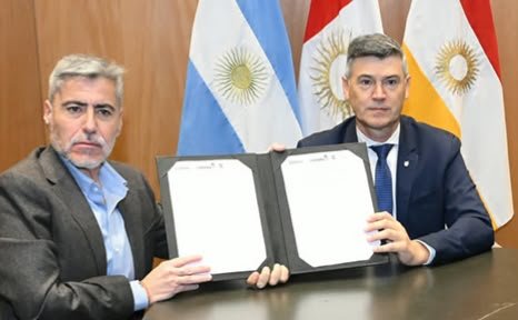 Firma del convenio de seguridad entre la Provincia y la Municipalidad de Córdoba