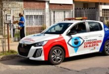 Operativo de Cordobeses en Alerta con agentes y vecinos en una zona residencial de Córdoba