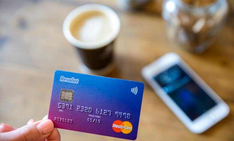 Pantalla de error de Revolut que muestra la interrupción del servicio