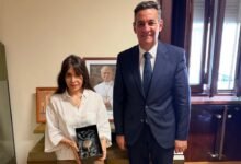 Emilce Cuda en el Vaticano antes de su visita a Córdoba