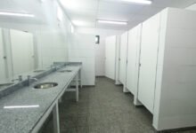 Sanitarios renovados y conexión cloacal en el I.P.E.M. 295 Agustín Tosco, Villa El Libertador